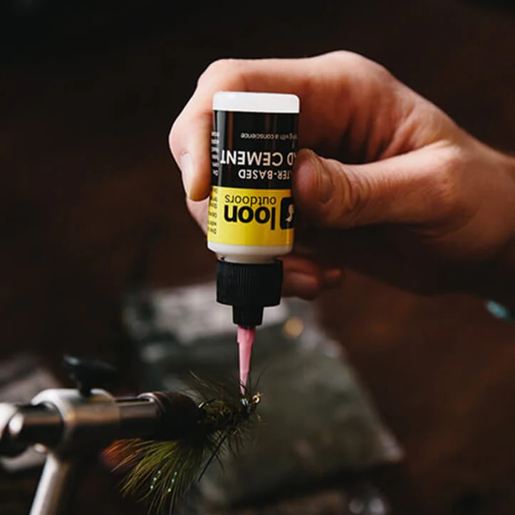 LOON WB HEAD CEMENT BOTTLE 1 oz. - Image 3